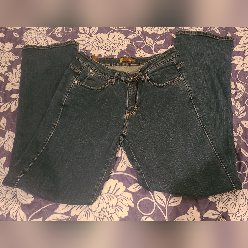 Aura by Wrangler jeans